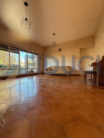 CASA EN VENTA RADA TILLY